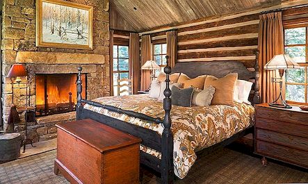 Hoe een rustieke slaapkamer te ontwerpen die je naar binnen trekt