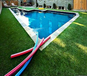 Het bezit van een zwembad thuis - Is het hot of niet?