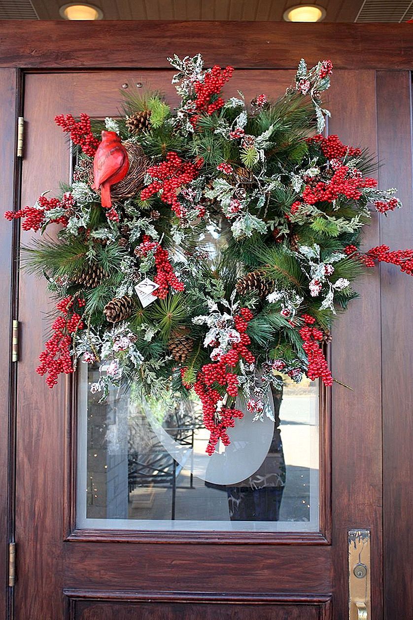 12 Holiday Wreaths för att lägga till en festlig touch till ditt hem