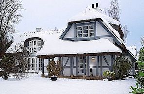 Okouzlující dům z roku 1913 zdobí Vánoce