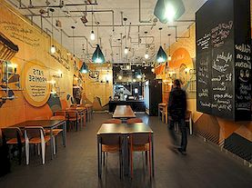 Poznati dizajn restorana sa sendvičem odreska u Melbourneu