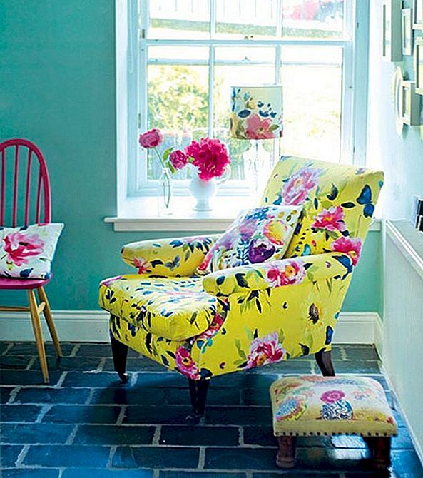 Flower Power: Bold, Graphic Florals in Home Décor
