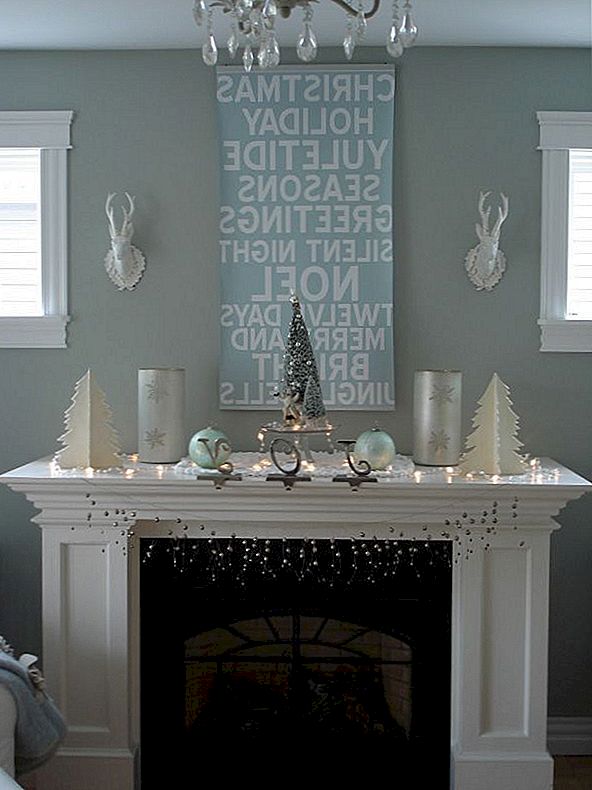Have Yourself a Icy Little Christmas: Refreshing Blue and Aqua Holiday Decor