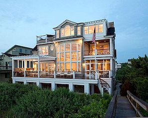 Impressionante casa sulla spiaggia che offre viste panoramiche sull'oceano