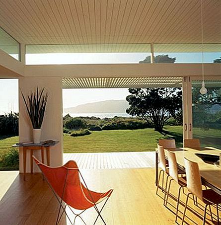 Breng hete zomers en uitzichten door in een strandhuis, ontworpen door Parsonson Architects