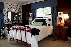 Jaki, ali elegantni i elegantni kreveti od metala - elegantan komad u spavaćoj sobi