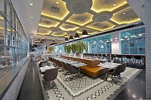 Το σχέδιο εσωτερικού χώρου εστιατορίου στην Σιγκαπούρη