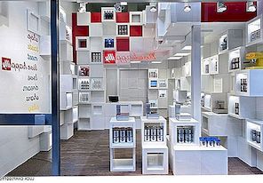 The IllyTemporary Shop Interior Design