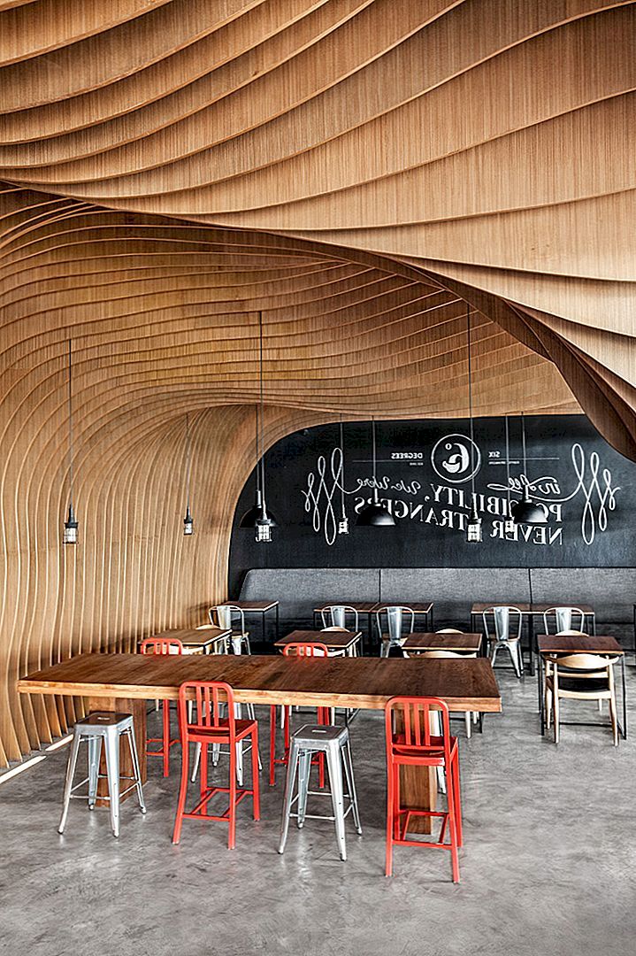 Drveni stropovi s valovitim i sofisticiranim dizajnom
