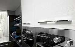 Zwart en wit minimalistische keuken door Futura Cucine