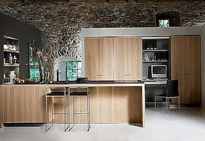 Obývací kuchyně, kombinace rustikální a moderní