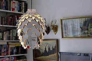 Sjarmerende Speilet Akryl Lampe av Jonas Loenborg