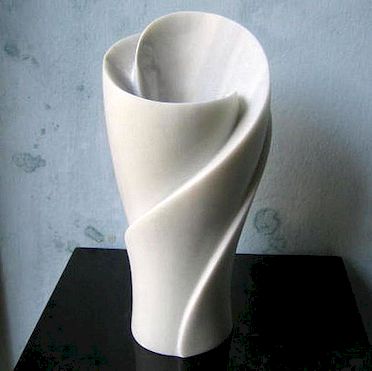 Bauhinja marmora vāze