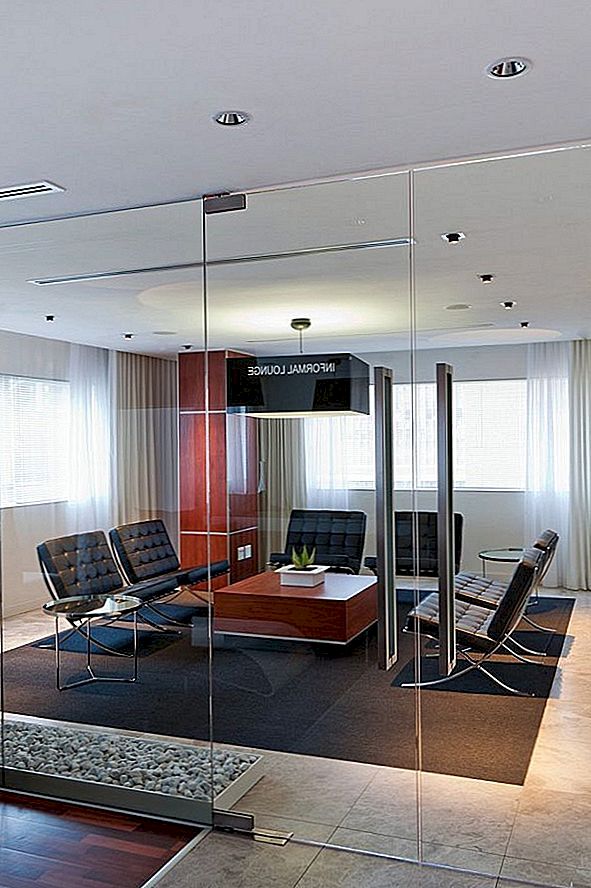 Deneys Reitz Kancelářský interiérový design prostřednictvím spolupráce