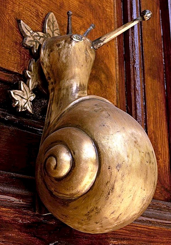 15 Door Knocker Designs, ki omogočajo vhod izstopa
