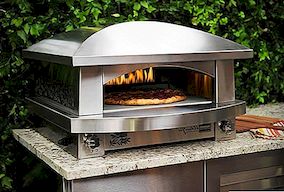 Den Artisan Fire Pizza Oven av Kalamazoo