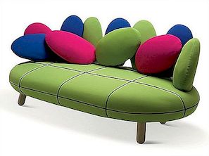 Färgglada Jelly soffa med äggformade kuddar