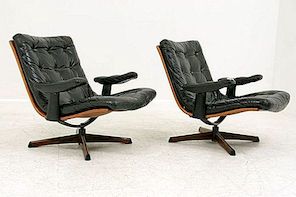 Kožené otevíratelné židle