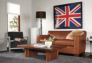 Snažna klasična kožna sofabeta iz sobe i pansiona