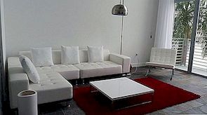 De elegante White Phantom-sofa